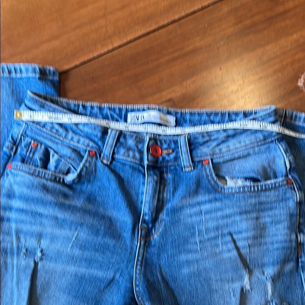 Zara Distressed Denim Jeans with Red Button Accent - Picture 13 of 15